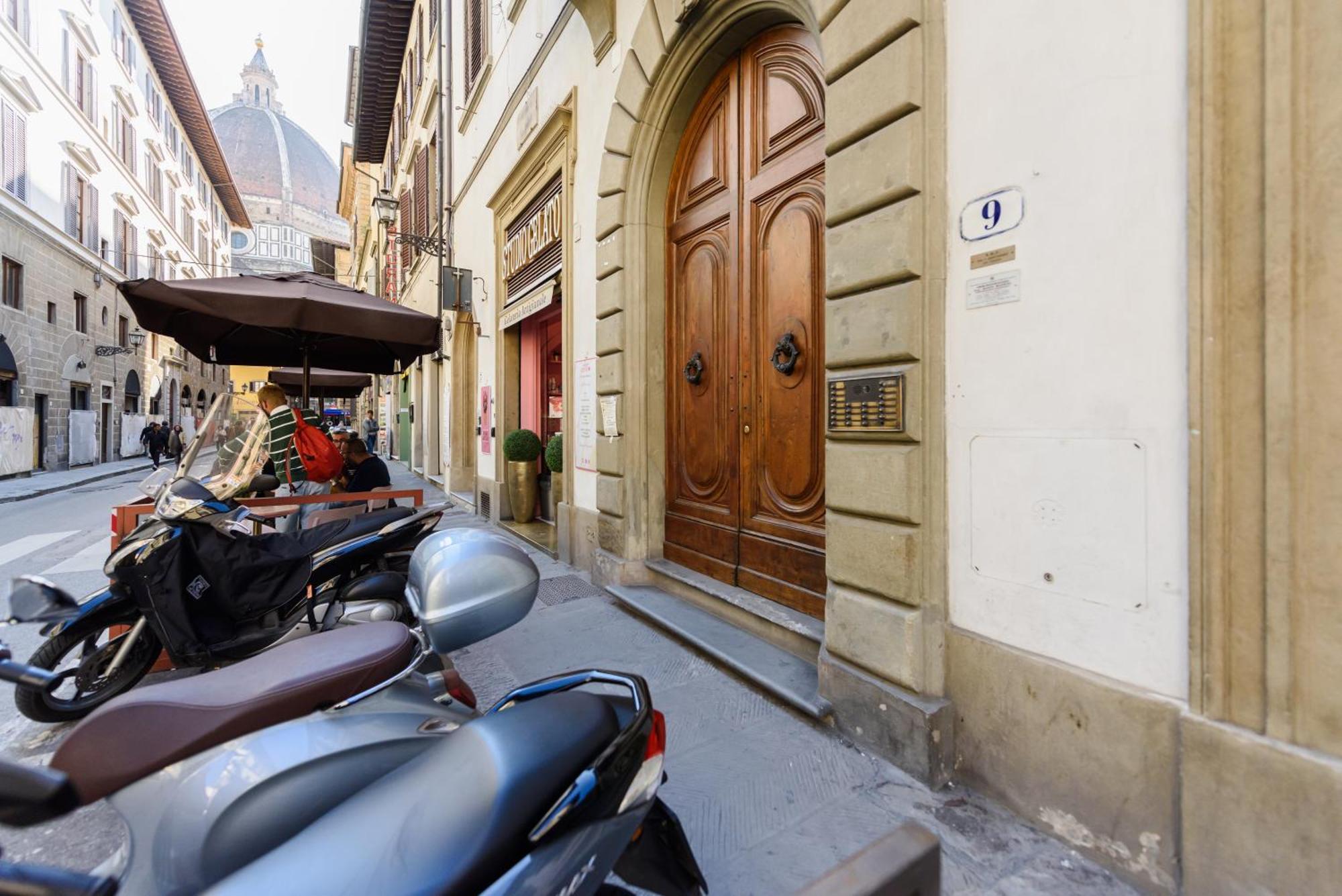 Cozy & Charming Florentine Hideaway By Oteego Florence Extérieur photo
